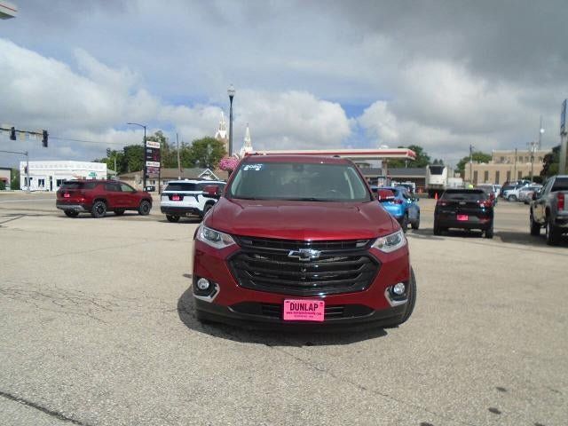Used 2020 Chevrolet Traverse LT w/ Driver Confidence II Package AWD/4WD image 2