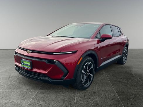 New 2026 Chevrolet Equinox EV LT image 3