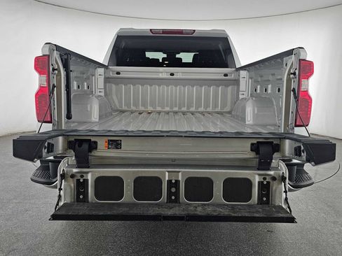 Used 2022 Chevrolet Silverado 1500 LT image 14