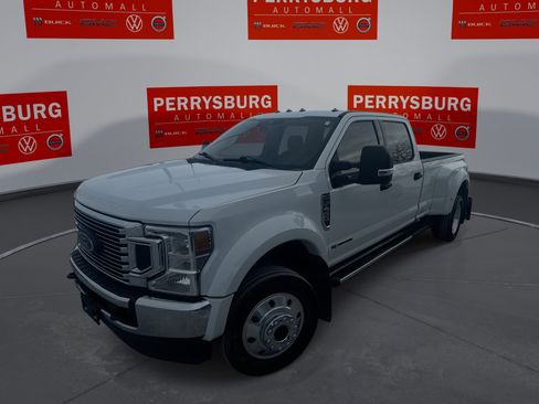 Used 2022 Ford F450 XLT image 1