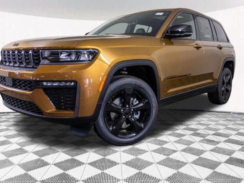 New 2026 Jeep Grand Cherokee Limited AWD/4WD image 2