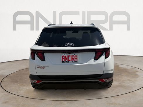 Used 2024 Hyundai Tucson SEL FWD image 9