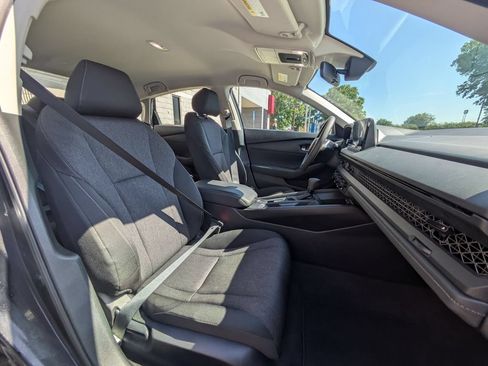 Used 2025 Honda Accord LX image 30