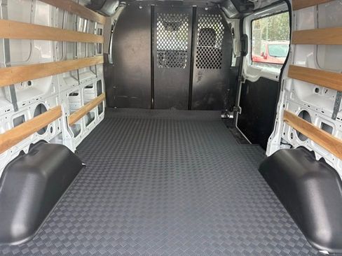Used 2024 Ford Transit 250 Low Roof w/ Exterior Upgrade Package image 9