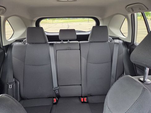 Used 2019 Toyota RAV4 LE w/ Carpet Mat Package AWD/4WD image 30