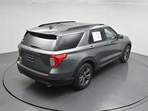 Certified 2023 Ford Explorer XLT w/ Equipment Group 202A RWD image 40