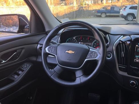Used 2019 Chevrolet Traverse LT AWD/4WD image 18