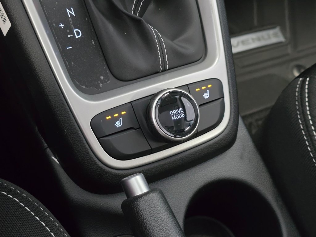 New 2026 Hyundai Venue SEL FWD image 30