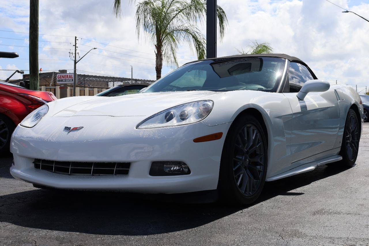 Used 2009 Chevrolet Corvette Convertible w/ Preferred Equipment Group RWD image 2