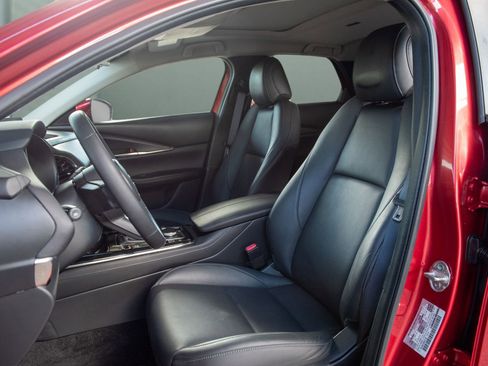 Used 2024 MAZDA CX-30 AWD 2.5 S w/ Preferred Package image 6