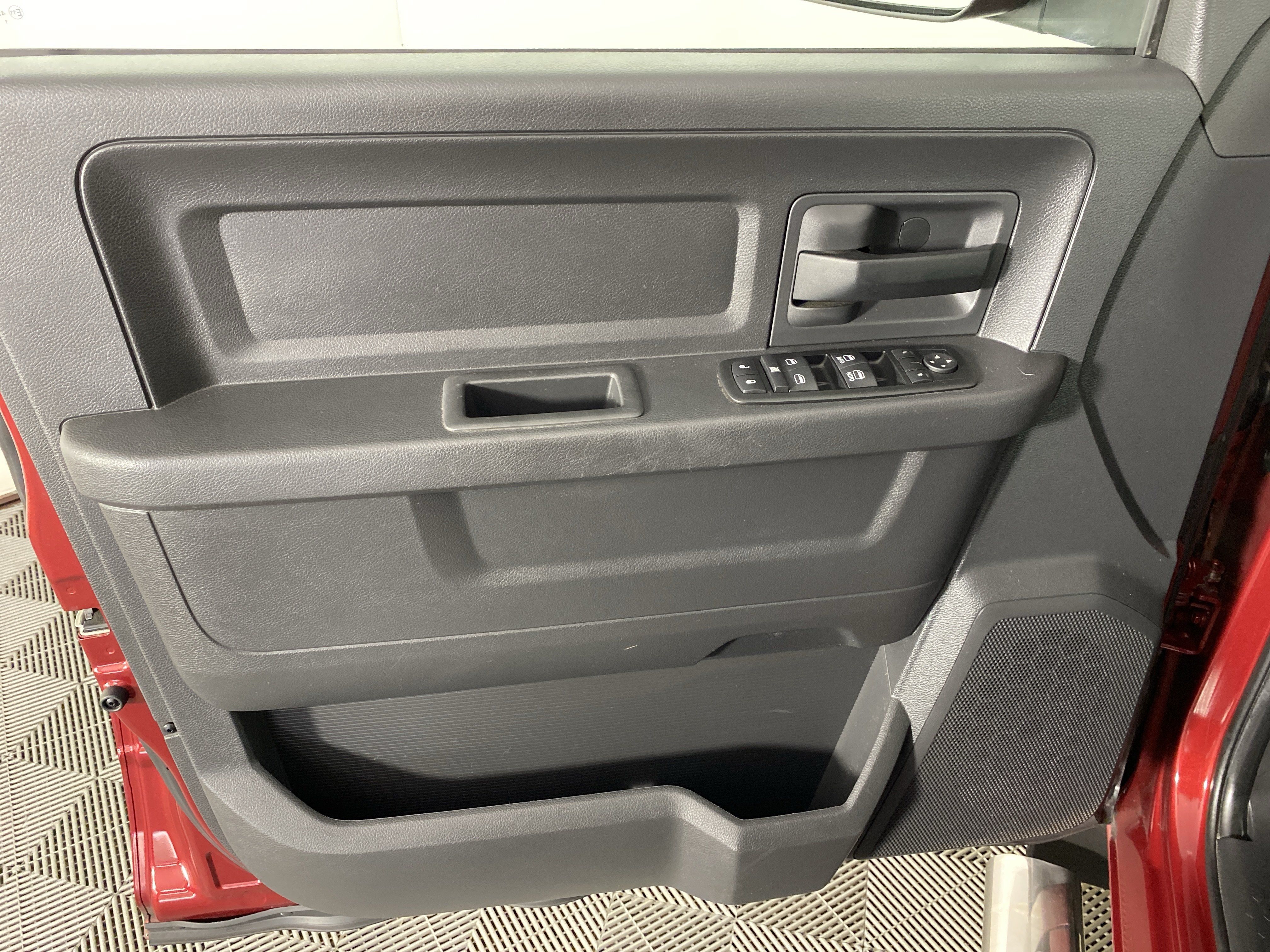 Used 2012 RAM 1500 Express w/ ST Popular Equipment Group AWD/4WD image 9