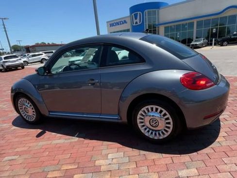 Used 2014 Volkswagen Beetle 1.8T FWD image 7
