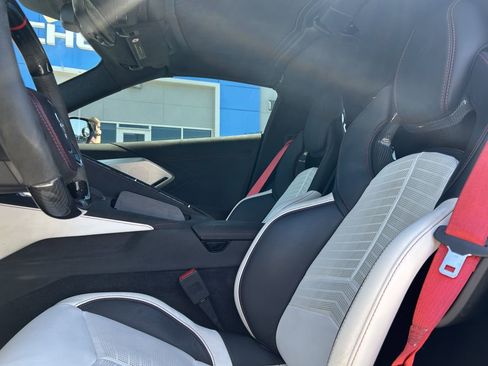 Used 2023 Chevrolet Corvette Z06 RWD image 13
