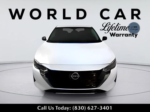 Used 2024 Nissan Sentra SR w/ SR Premium Package FWD image 2