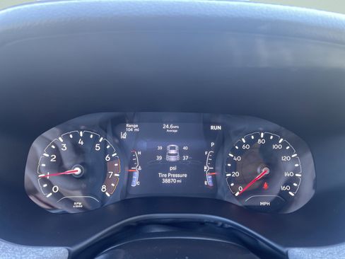 Used 2023 Jeep Compass Sport image 19