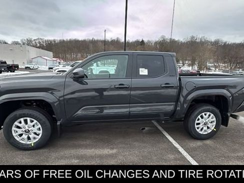 New 2026 Toyota Tacoma SR5 image 2
