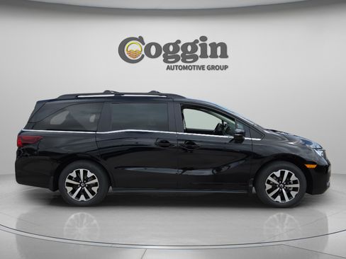 New 2026 Honda Odyssey EX-L image 7