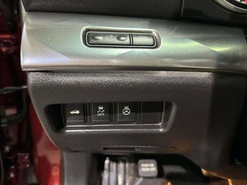 Used 2016 Nissan Maxima SR FWD image 27