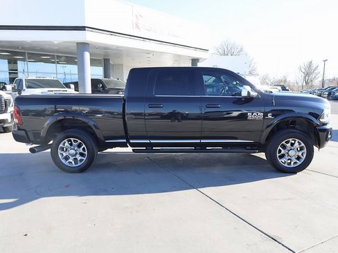 Used 2018 RAM 3500 Laramie Longhorn image 7