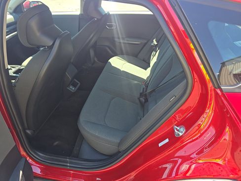 Used 2025 Kia K4 FWD image 4