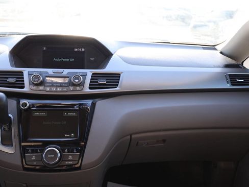 Used 2015 Honda Odyssey EX-L image 21
