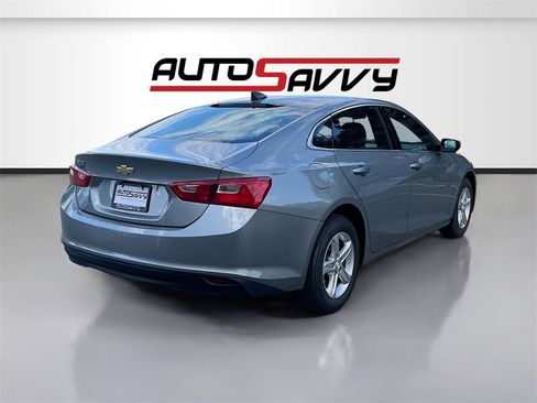 Used 2023 Chevrolet Malibu LS image 7