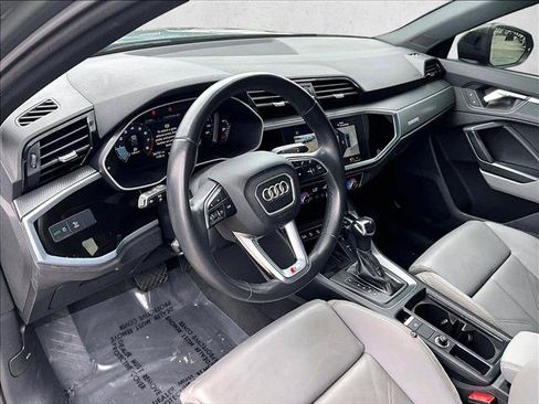 Used 2022 Audi Q3 2.0T Premium Plus AWD/4WD image 14