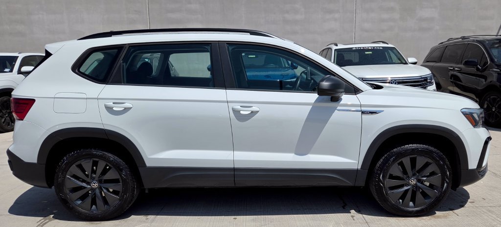Certified 2023 Volkswagen Taos S FWD image 5