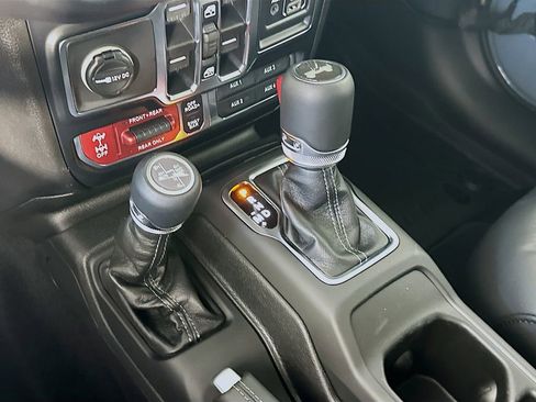 New 2026 Jeep Wrangler Unlimited Rubicon AWD/4WD image 12
