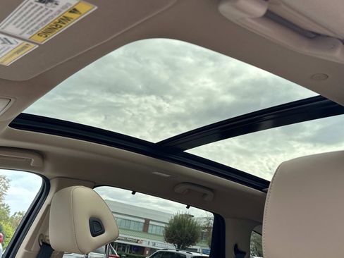 Certified 2023 Acura MDX FWD w/ Technology Package image 19