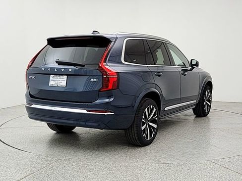 New 2026 Volvo XC90 B5 Core image 5