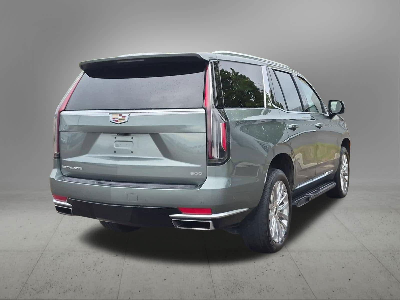 Used 2024 Cadillac Escalade Premium Luxury w/ LPO, Floor Liner Package AWD/4WD image 6