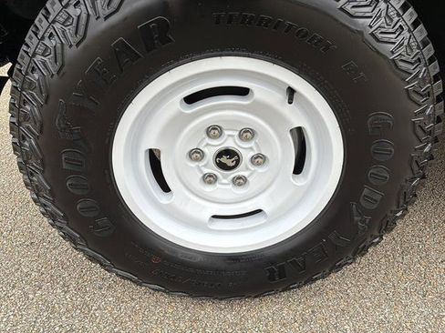 Used 2025 Ford Bronco Heritage Edition image 27