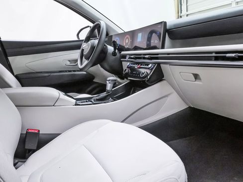 Used 2025 Hyundai Tucson SEL image 12