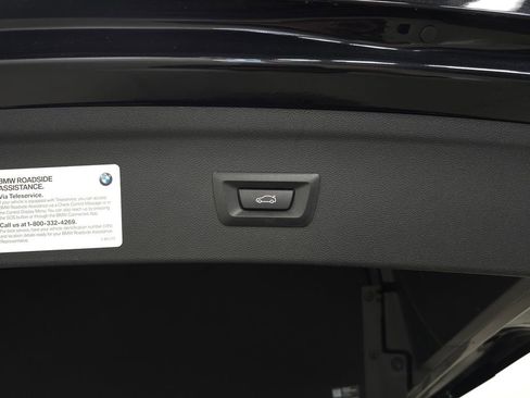 Used 2022 BMW iX xDrive50 AWD/4WD image 10