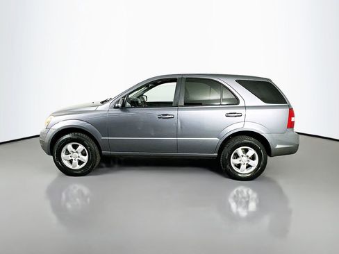 Used 2008 Kia Sorento 2WD image 5