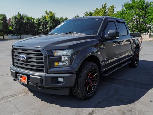 Used 2017 Ford F150 XLT w/ Equipment Group 302A Luxury AWD/4WD image 4