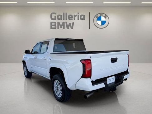 Used 2024 Toyota Tacoma SR5 image 9