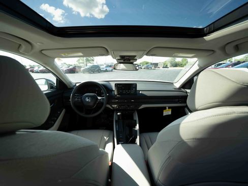 New 2026 Honda Accord SE image 19