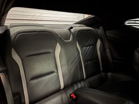 Used 2019 Chevrolet Camaro SS image 30