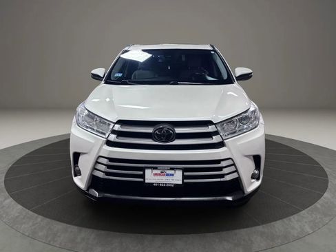 Used 2019 Toyota Highlander XLE image 8