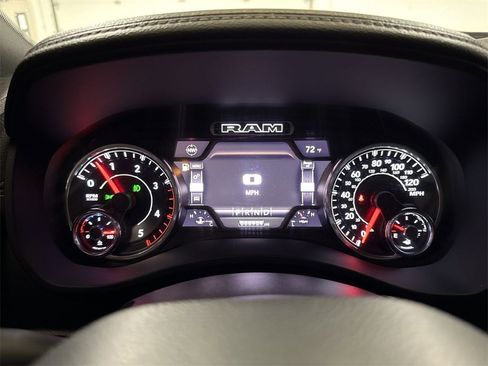 Used 2019 RAM 2500 Laramie w/ Black Appearance Package image 12