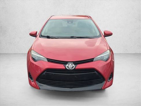 Used 2017 Toyota Corolla LE FWD image 2