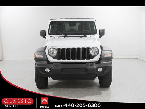 Used 2024 Jeep Wrangler Unlimited Sport AWD/4WD image 2