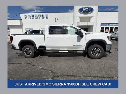 Used 2022 GMC Sierra 3500 SLE w/ SLE Convenience Package AWD/4WD image 1