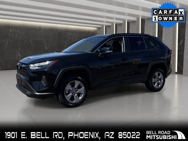 Used 2025 Toyota RAV4 XLE FWD image 1