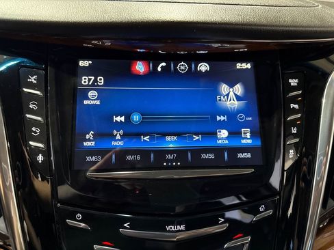 Used 2015 Cadillac Escalade Premium RWD image 86
