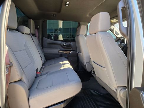 Certified 2022 GMC Sierra 1500 SLE image 27