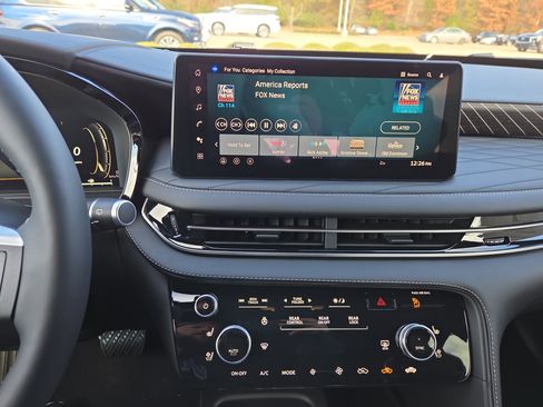 New 2026 INFINITI QX60 Autograph w/ Dark Cargo Package image 10