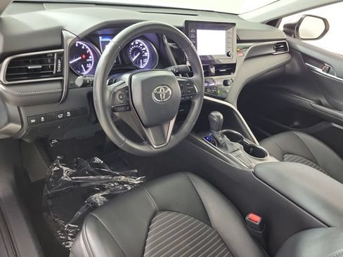 Used 2024 Toyota Camry SE FWD image 18